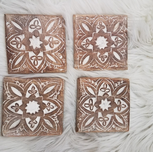 Hallmark 4 pieces wood coasters - Picture 14 of 16